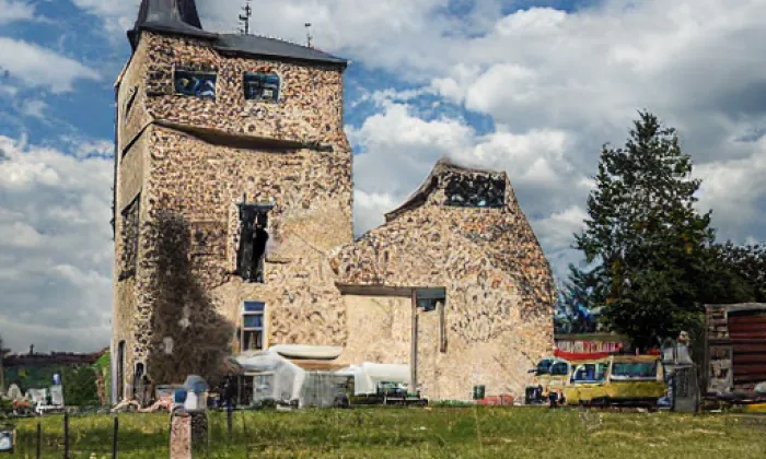 kostel kláštera Koruny Panny Marie – podzim