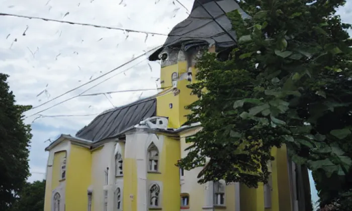 Kostel Nalezení svatého Kříže (Jamné) – summer