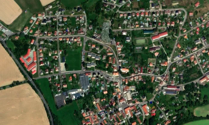 Kostel Nanebevzetí Panny Marie – letecký pohled