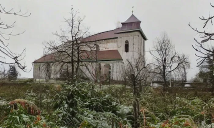 Kostel Nanebevzetí Panny Marie (Lubenec) – zima