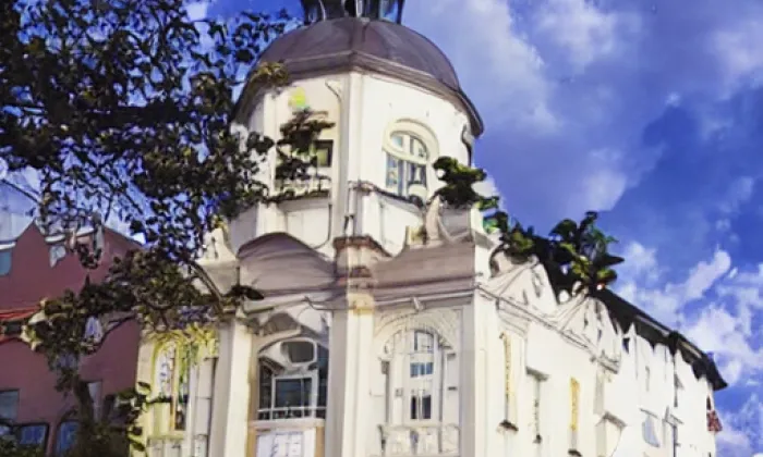 Kostel Nanebevzetí Panny Marie (Předhradí) – léto