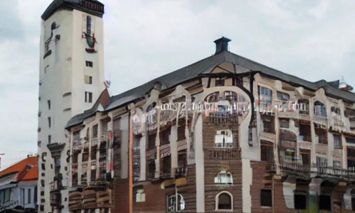 Kostel Narození Panny Marie (Domažlice) – léto