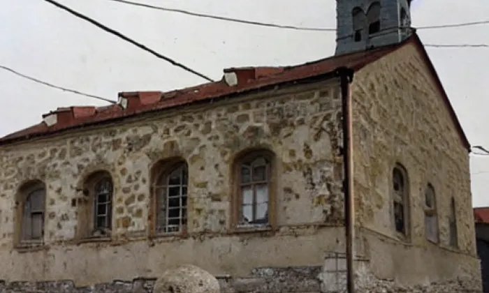 Kostel Narození Panny Marie (Hýskov) – winter