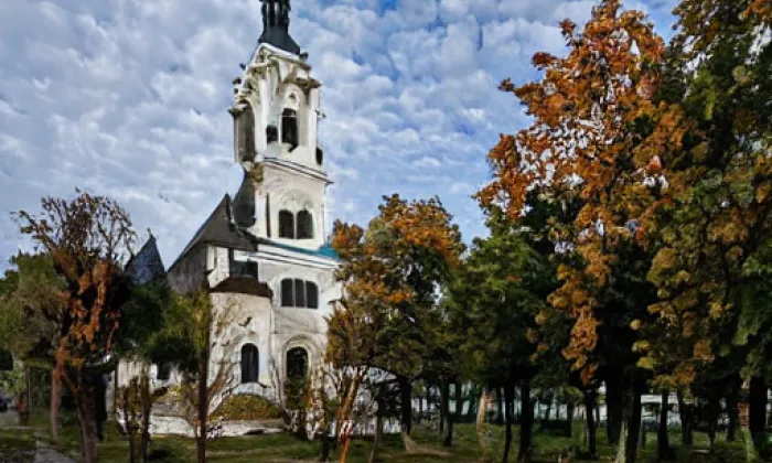 kostel Narození Panny Marie (Měděnec) – spring