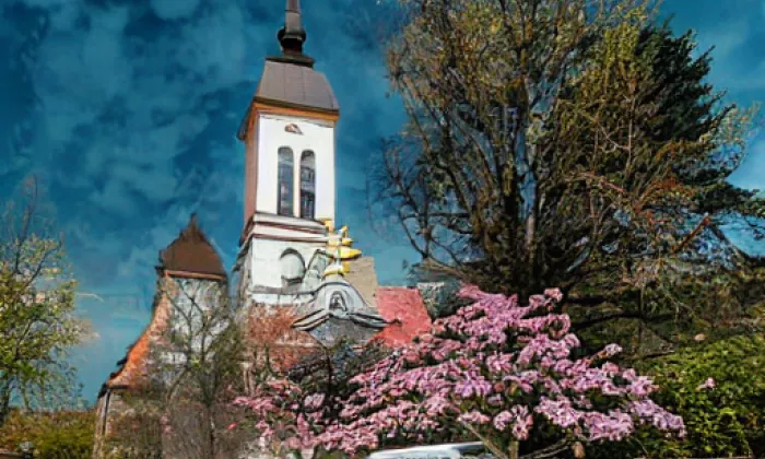 Kostel Narození Panny Marie v Záběhlicích – podzim