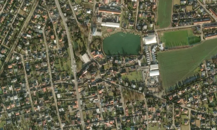 Kostel Narození svatého Jana Křtitele – letecký pohled