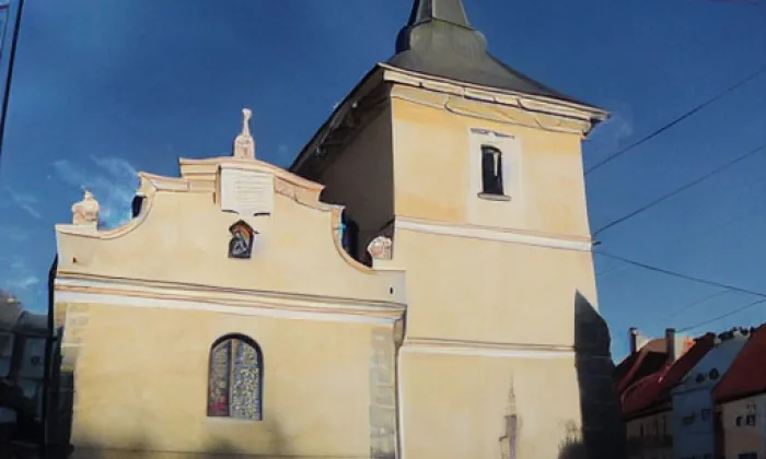 kostel Navštívení Panny Marie (Pravlov) – noc