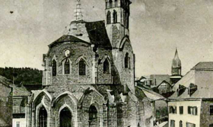 Kostel Nejsvětější Trojice (Aš) – jaro