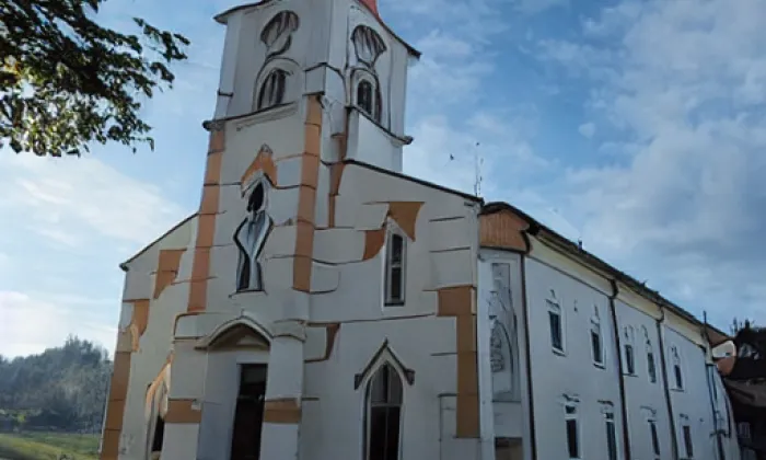 Kostel Nejsvětější Trojice (Bílý Potok) – jaro