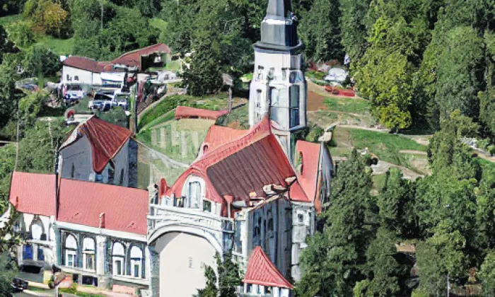 Kostel Nejsvětější Trojice (Děčín XIV-Dolní Žleb) – zima