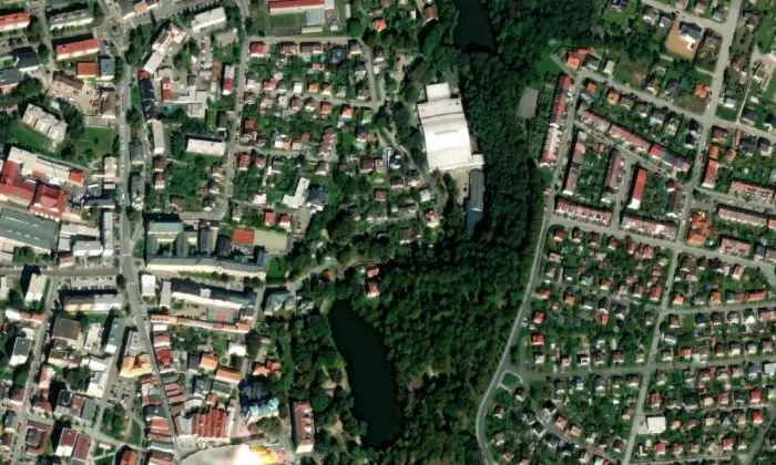 kostel Nejsvětější Trojice (Havlíčkův Brod) – letecký pohled