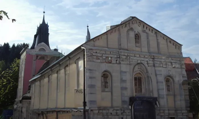 Kostel Nejsvětější Trojice (Nadějkov) – summer