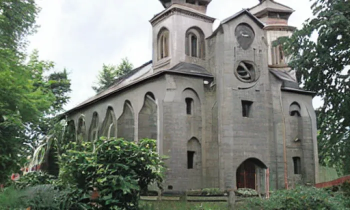 Kostel Nejsvětější Trojice (Nový Bydžov) – noc