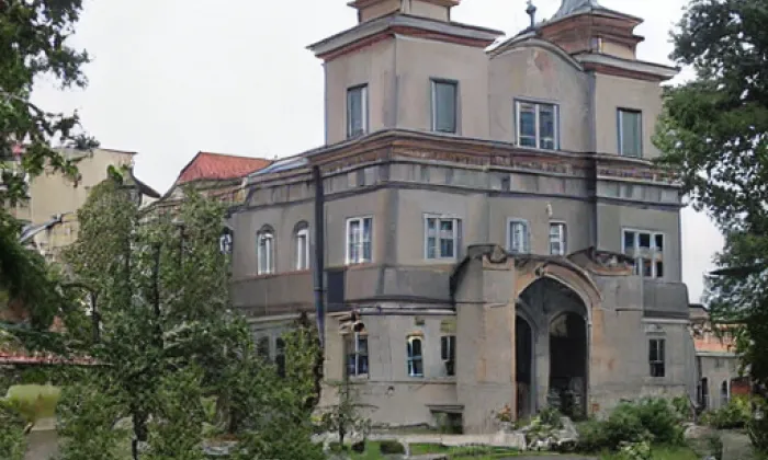 Kostel Nejsvětější Trojice (Nový Bydžov) – zima