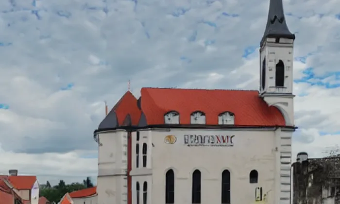 kostel Neposkvrněného početí Panny Marie (Prace) – jaro
