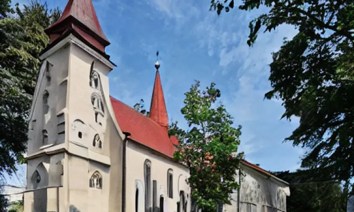 Kostel Panny Marie Bolestné (Stachy) – zima