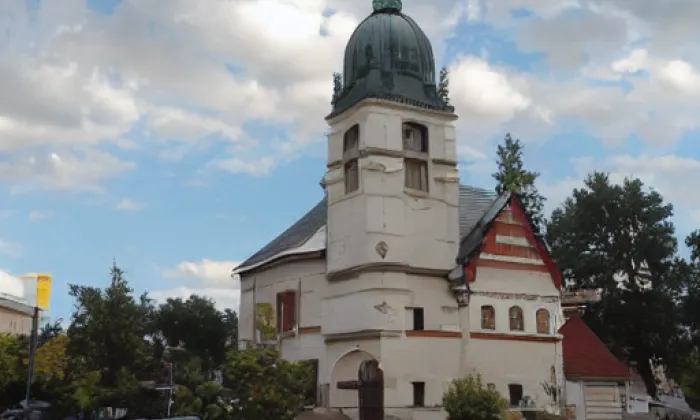 Kostel Povýšení svatého Kříže (Jablonec nad Nisou) – summer