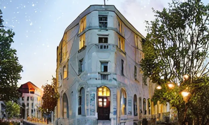 Kostel Povýšení svatého Kříže (Koloděje) – noc
