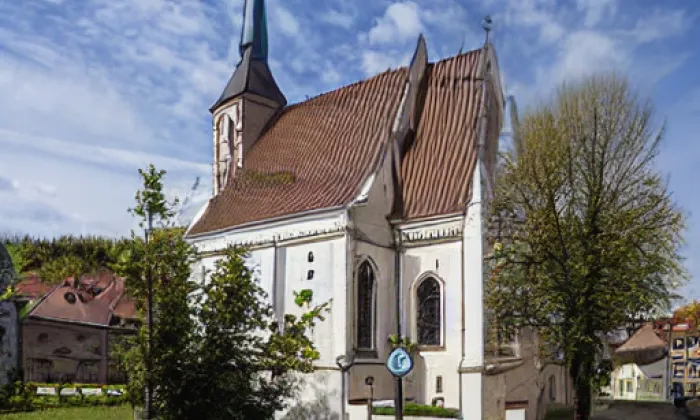 Kostel svaté Anny (Boží Dar) – jaro
