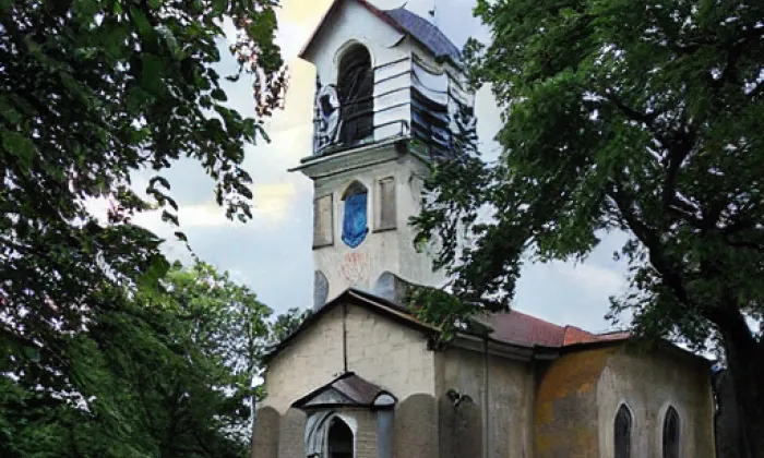 Kostel svaté Anny (Palič) – autumn