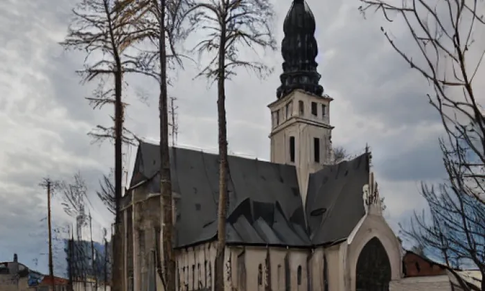 Kostel svaté Anny (Staré Město) – léto