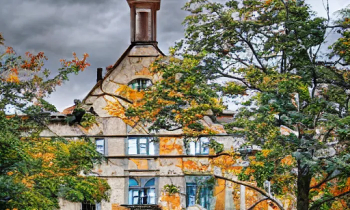 Kostel svaté Anny (Velká Hleďsebe) – podzim