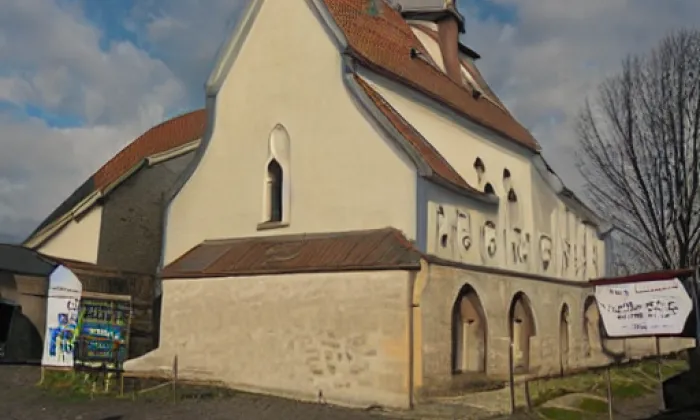 kostel svaté Kateřiny (Višňová) – spring