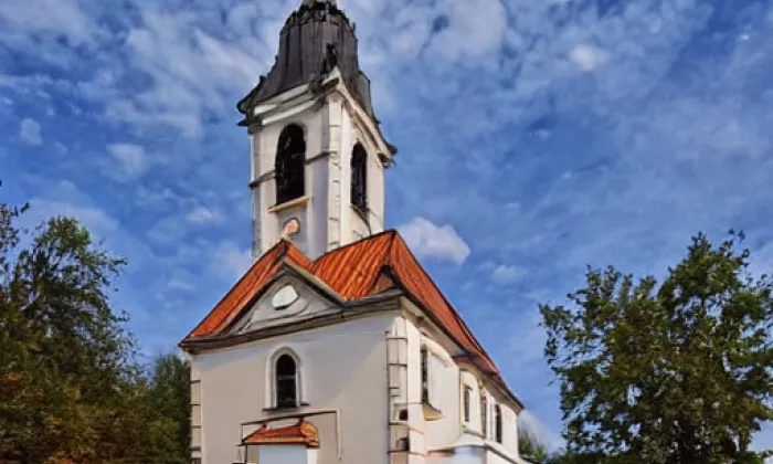 Kostel svatých Šimona a Judy (Hradiště) – zima