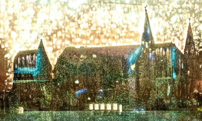 Kostel svatých Andělů strážných (Vysočany) – noc