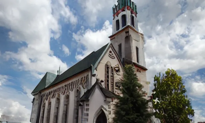 Kostel svatých Cyrila a Metoděje (Vidče) – noc