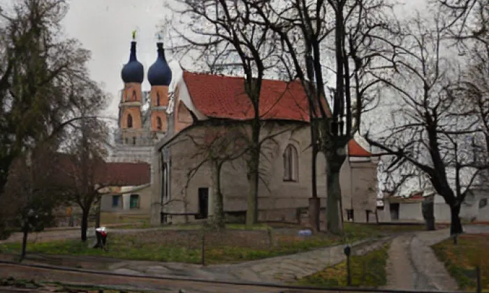 Kostel svatých Petra a Pavla (Lichnov) – spring