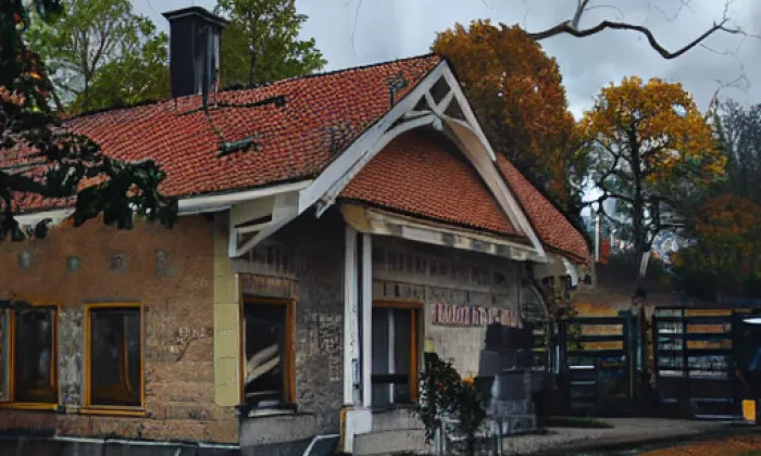 Kostel svatého Šimona a Judy (Lenešice) – autumn