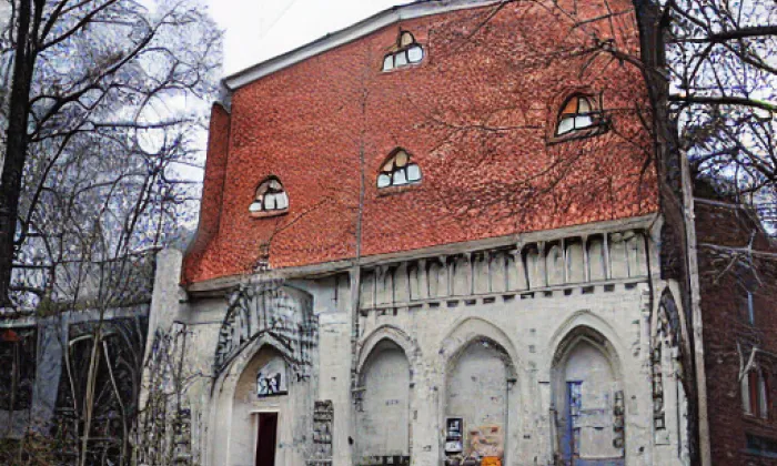 Kostel svatého Ambrože na Vícově – noc