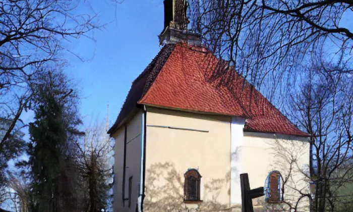 Kostel svatého Bartoloměje (Březí) – autumn