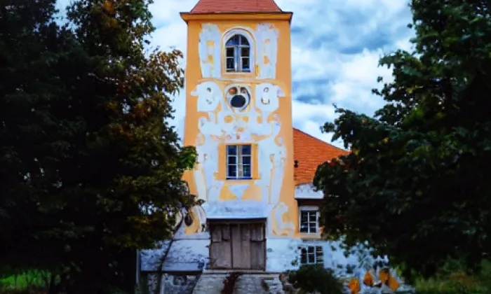 Kostel svatého Bartoloměje (Hrádek nad Nisou) – autumn