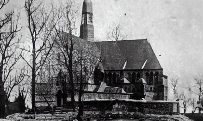Kostel svatého Bartoloměje (Kopřivnice) – noc