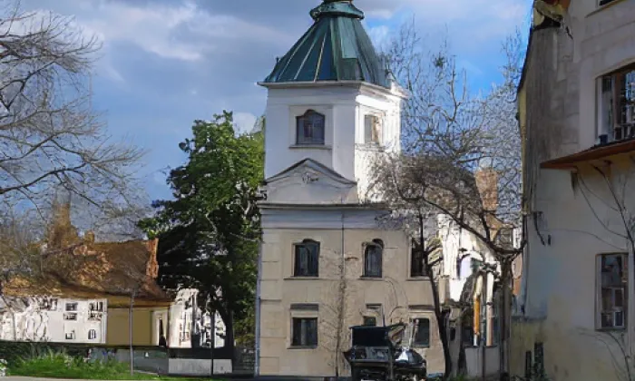 Kostel svatého Bartoloměje (Libčice nad Vltavou) – spring