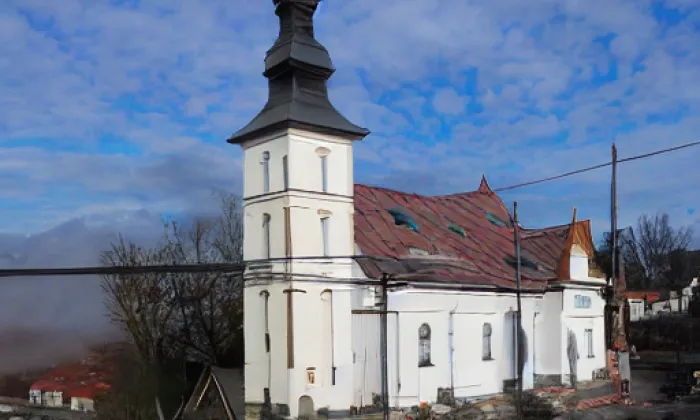 Kostel svatého Jakuba Většího (Malenice) – spring