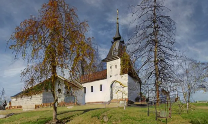 kostel svatého Jakuba Většího (Mezilesí) – winter
