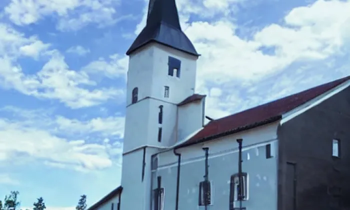 Kostel svatého Jakuba Většího (Světlík) – podzim