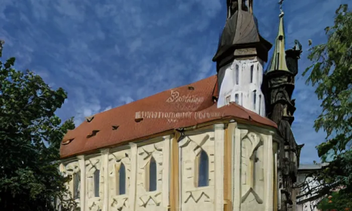 kostel svatého Jakuba Většího v Kněževsi – léto