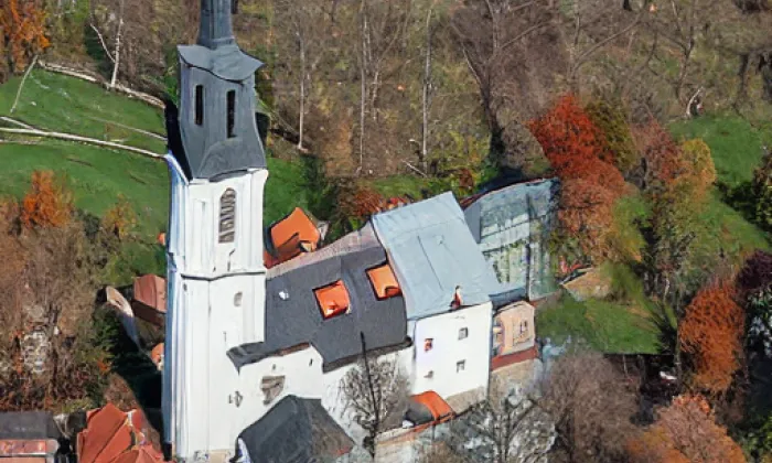 kostel svatého Jana Křtitele (Kurdějov) – autumn