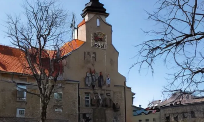 Kostel svatého Jana Křtitele (Liberec VI-Rochlice) – autumn