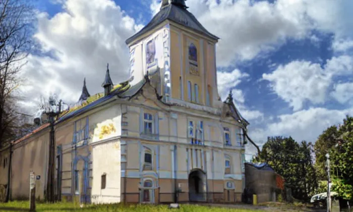 Kostel svatého Jana Nepomuckého (Hlavňovice) – spring