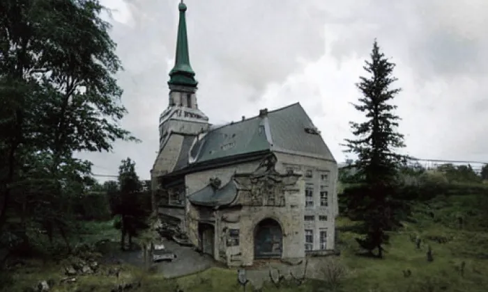 Kostel svatého Jana Nepomuckého (Karlovice) – léto