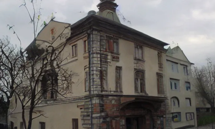 Kostel svatého Jana Nepomuckého (Nové Město nad Metují) – noc