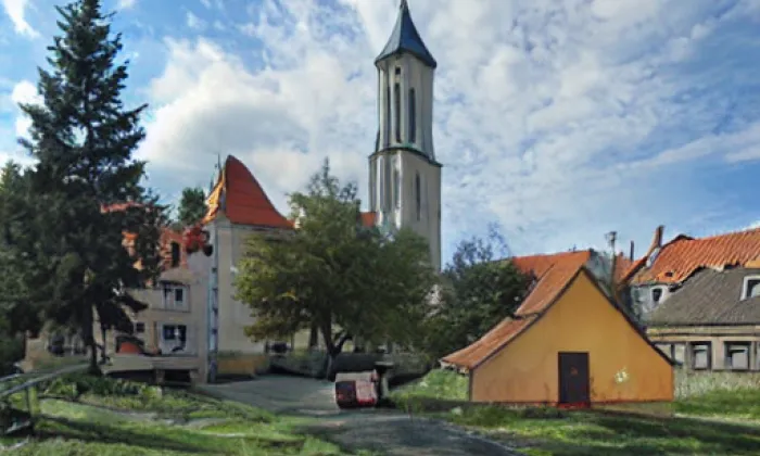 kostel svatého Jiří (Strachotice) – podzim
