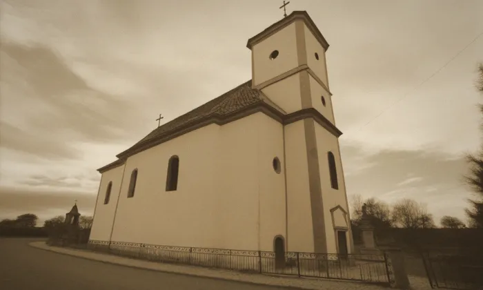 kostel Svatého Jiří (Třebom) – historická rekonstrukce