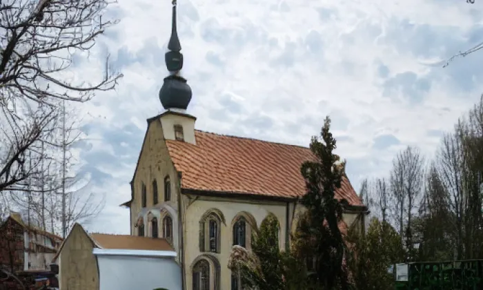 Kostel svatého Jiří a svatého Jiljí – zima