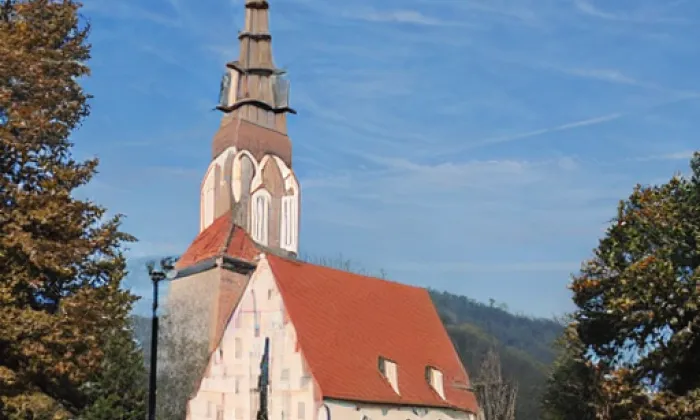 kostel svatého Jiljí (Újezd u Tišnova) – podzim